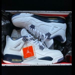 Men’s Air Jordan Retro 4’s